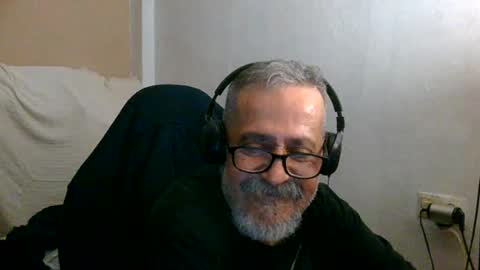 Snapshot of neron401 chatting on 17, 6, 2026 neron401 online show from 17, 6, 2026