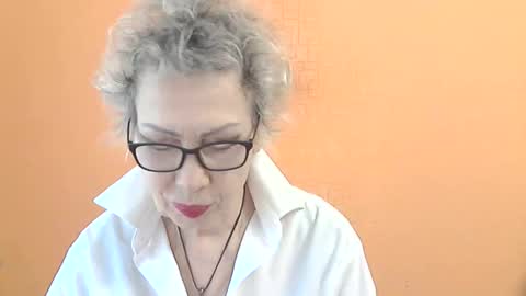 NessyJenixs online show from 25, 3, 2026