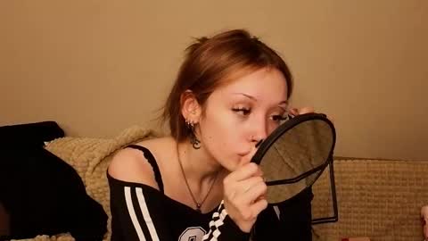 Snapshot of nettiewares chatting on 9, 2, 2026 Naomi online show from 9, 2, 2026