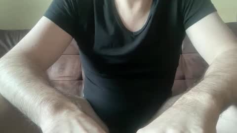 Neu242Gierig online show from 21, 11, 2025