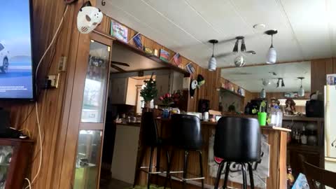 Snapshot of neversaynevrrr chatting on 17, 12, 2025 neversaynevrrr online show from 17, 12, 2025