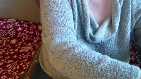 Snapshot of new_milf chatting on 18, 1, 2025 Lilly online show from 18, 1, 2025