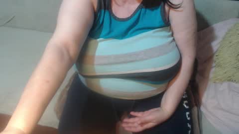 Snapshot of new_milf chatting on 21, 1, 2025 Lilly online show from 21, 1, 2025