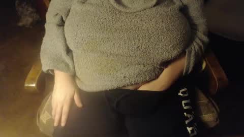 Snapshot of new_milf chatting on 22, 1, 2025 Lilly online show from 22, 1, 2025