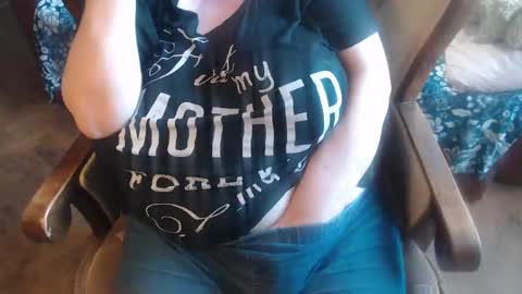 Snapshot of new_milf chatting on 29, 1, 2025 Lilly online show from 29, 1, 2025