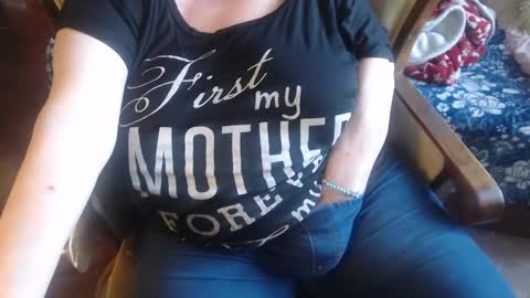 Snapshot of new_milf chatting on 30, 1, 2025 Lilly online show from 30, 1, 2025