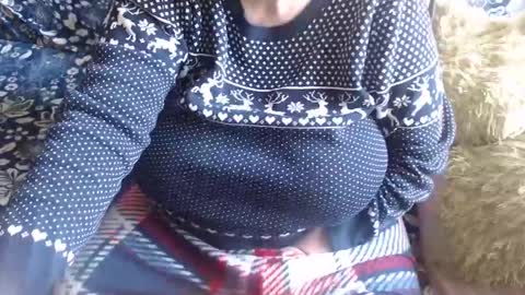 Snapshot of new_milf chatting on 3, 3, 2025 Lilly online show from 3, 3, 2025