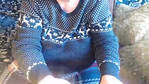 Snapshot of new_milf chatting on 3, 3, 2025 Lilly online show from 3, 3, 2025