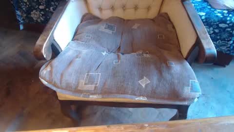 Snapshot of new_milf chatting on 5, 3, 2025 Lilly online show from 5, 3, 2025