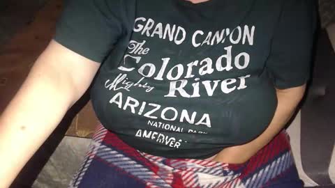 Snapshot of new_milf chatting on 14, 9, 2025 Lilly online show from 14, 9, 2025