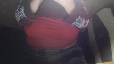 Snapshot of new_milf chatting on 30, 9, 2025 Lilly online show from 30, 9, 2025