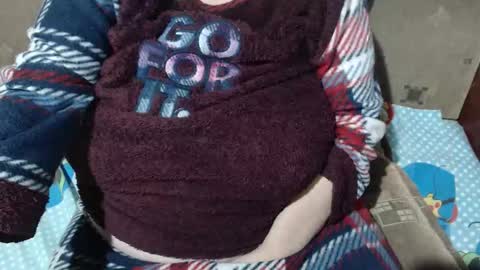 Snapshot of new_milf chatting on 4, 10, 2025 Lilly online show from 4, 10, 2025