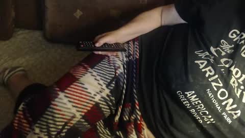 Snapshot of new_milf chatting on 28, 10, 2025 Lilly online show from 28, 10, 2025