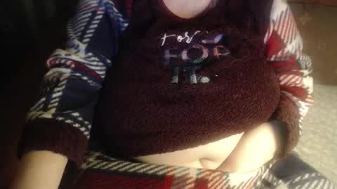 Snapshot of new_milf chatting on 11, 11, 2025 Lilly online show from 11, 11, 2025