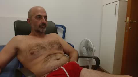 Snapshot of new_simi_74 chatting on 9, 9, 2025 simi online show from 9, 9, 2025