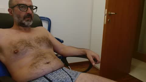 Snapshot of new_simi_74 chatting on 21, 9, 2025 simi online show from 21, 9, 2025