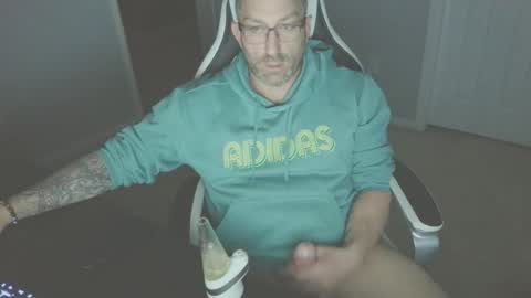 Snapshot of newevo chatting on 2, 12, 2025 newevo online show from 2, 12, 2025