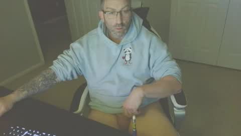 Snapshot of newevo chatting on 6, 2, 2026 newevo online show from 6, 2, 2026