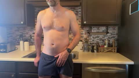 newguy_097 online show from 20, 10, 2025