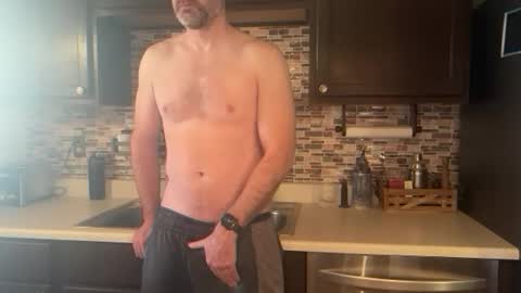 newguy_097 online show from 14, 12, 2025