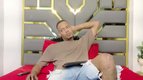 Snapshot of neytanmalcon chatting on 16, 12, 2025 neytanmalcon online show from 16, 12, 2025