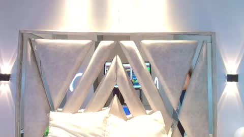 Snapshot of nezuko_16 chatting on 18, 9, 2025 nezuko 16 online show from 18, 9, 2025