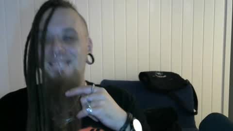 Snapshot of nezvers chatting on 17, 1, 2025 YouPick online show from 17, 1, 2025