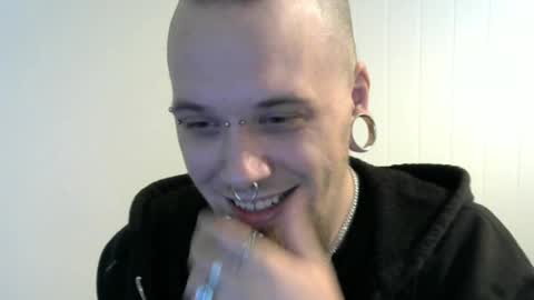 Snapshot of nezvers chatting on 7, 2, 2025 YouPick online show from 7, 2, 2025