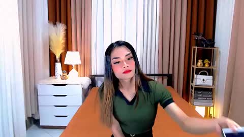 hottie nicole online show from 14, 1, 2025