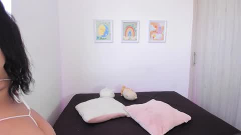 Snapshot of nianoretti chatting on 17, 1, 2026 Nia online show from 17, 1, 2026