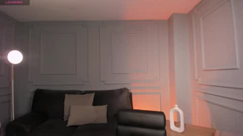 Call me Nia  online show from 21, 2, 2025