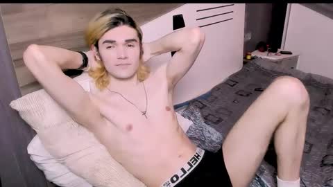 Nick PVT is open FanslyTwitter - Nic kycb online show from 12, 3, 2026