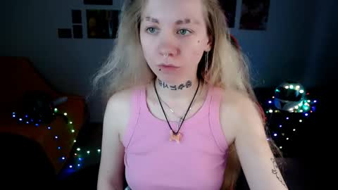 nica_kawaii online show from 6, 4, 2026