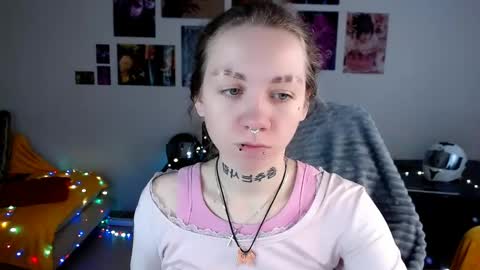 nica_kawaii online show from 17, 4, 2026