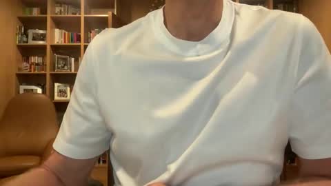 Snapshot of nice_gentle_naughty chatting on 6, 6, 2026 Nice Gentle Naughty online show from 6, 6, 2026