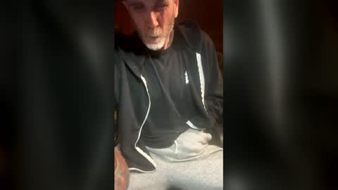 Snapshot of nicedickdave77 chatting on 26, 5, 2026 nicedickdave77 online show from 26, 5, 2026