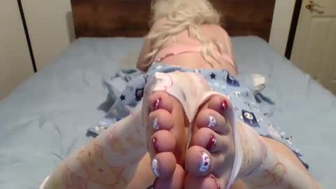 Snapshot of nicedickguy98 chatting on 13, 2, 2025 Ava Angel online show from 13, 2, 2025