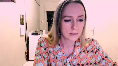 Snapshot of nicekat chatting on 4, 6, 2026 Kathrine online show from 4, 6, 2026