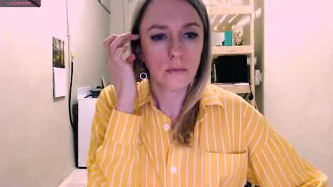 Snapshot of nicekat chatting on 26, 6, 2026 Kathrine online show from 26, 6, 2026
