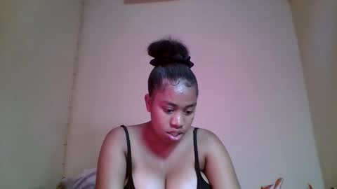 nicelly01 online show from 13, 5, 2026