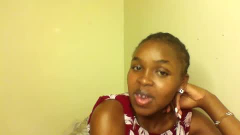 Snapshot of nicemillow chatting on 7, 12, 2024 nicemillow online show from 7, 12, 2024