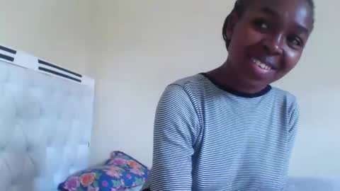 Snapshot of nicemillow chatting on 10, 12, 2024 nicemillow online show from 10, 12, 2024