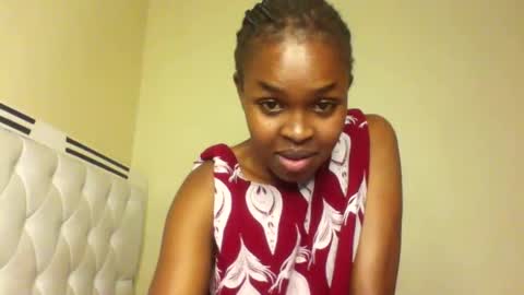 Snapshot of nicemillow chatting on 10, 12, 2024 nicemillow online show from 10, 12, 2024