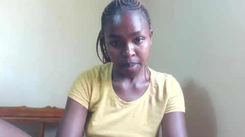 Snapshot of nicemillow chatting on 28, 2, 2025 nicemillow online show from 28, 2, 2025