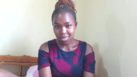 Snapshot of nicemillow chatting on 8, 3, 2025 nicemillow online show from 8, 3, 2025