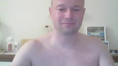 nick1990b online show from 20, 4, 2026