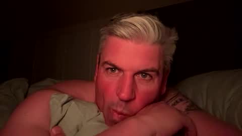 nick578320 online show from 10, 9, 2025