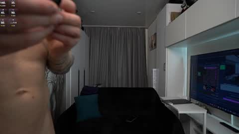 nick_howlenxx online show from 16, 4, 2026