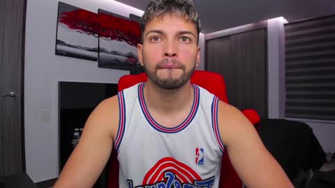 Nick Klaus online show from 4, 12, 2024