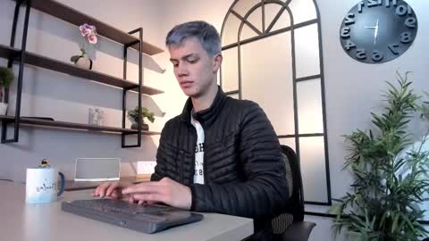 Nick  online show from 4, 10, 2025